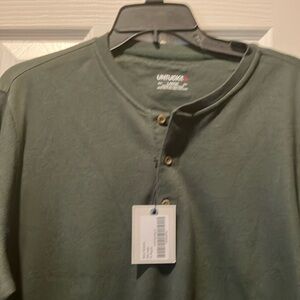 Untukit never worn Henley-  great Holiday gift 🎁
